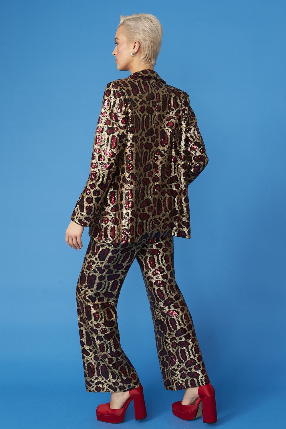 Roter Blazer mit Bambus-Tierprint und Pailletten