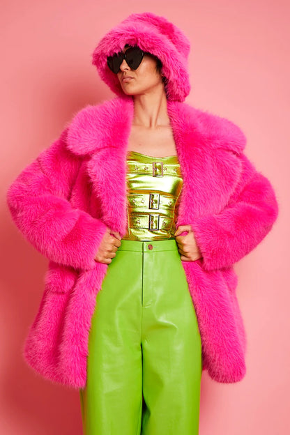 Gestrickter Bambus-Öko-Midimantel in Fuchsia aus Kunstpelz