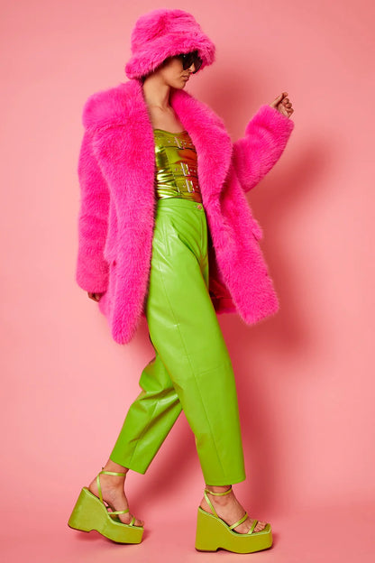 Gestrickter Bambus-Öko-Midimantel in Fuchsia aus Kunstpelz