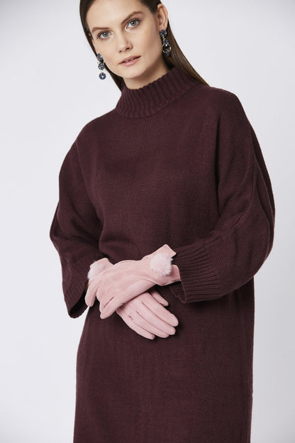 Hellrosa Wildlederimitat-Handschuhe mit Kunstfellbommel